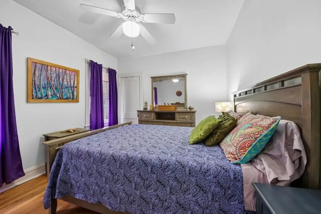 6551 North Maplewood Avenue Chicago IL 60645