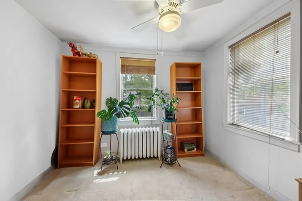 6551 North Maplewood Avenue Chicago IL 60645