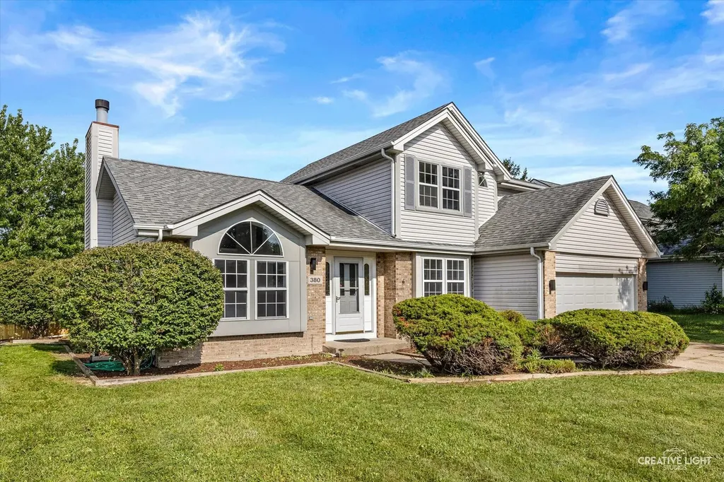 380 Regency Court Aurora IL 60504