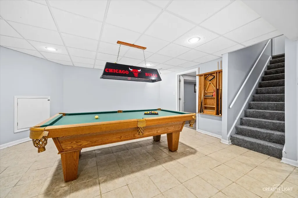 380 Regency Court Aurora IL 60504