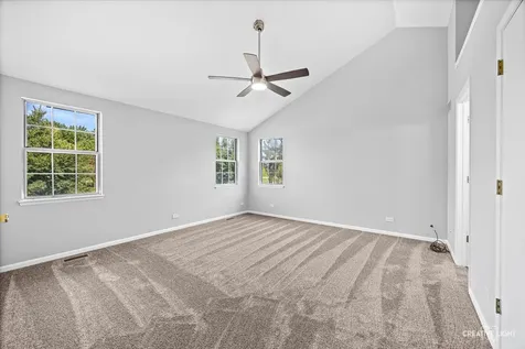 380 Regency Court Aurora IL 60504