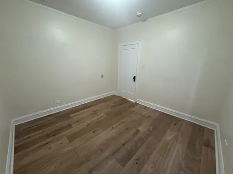 5849 North Campbell Avenue Chicago IL 60659