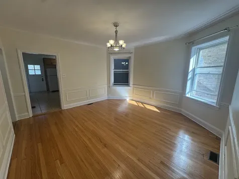 5849 North Campbell Avenue Chicago IL 60659