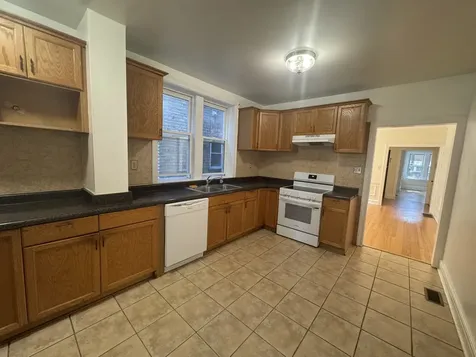 5849 North Campbell Avenue Chicago IL 60659
