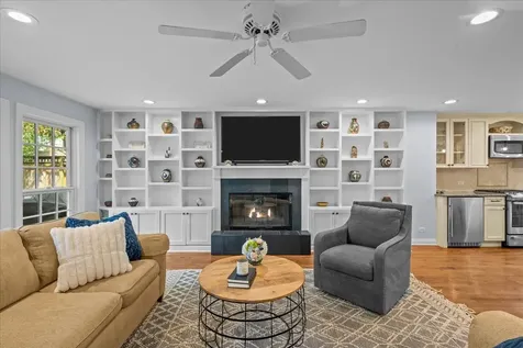 919 Oak Street Winnetka IL 60093
