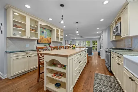 919 Oak Street Winnetka IL 60093