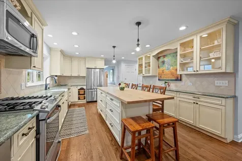 919 Oak Street Winnetka IL 60093
