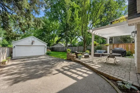 919 Oak Street Winnetka IL 60093