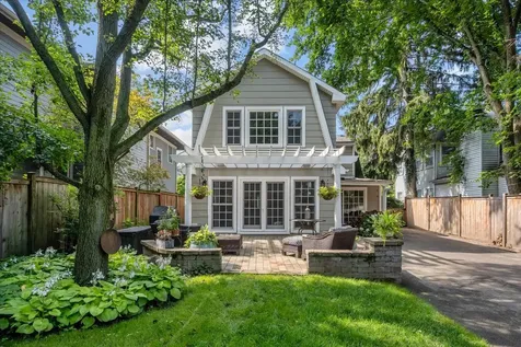 919 Oak Street Winnetka IL 60093
