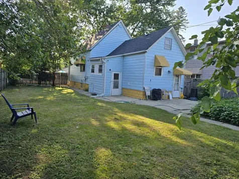 14321 South Mckinley Avenue Posen IL 60469