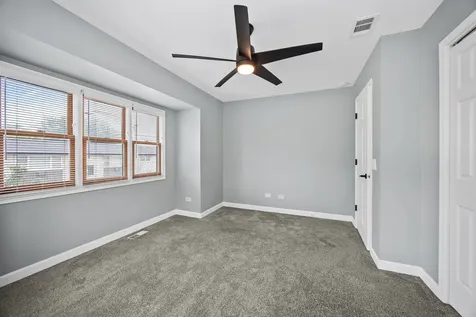 7718 Harvard Street Forest Park IL 60130