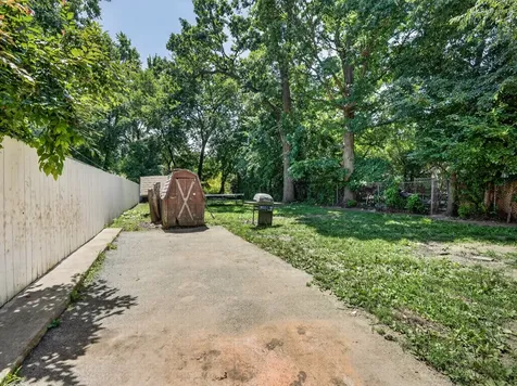 1223 Front Street Aurora IL 60505