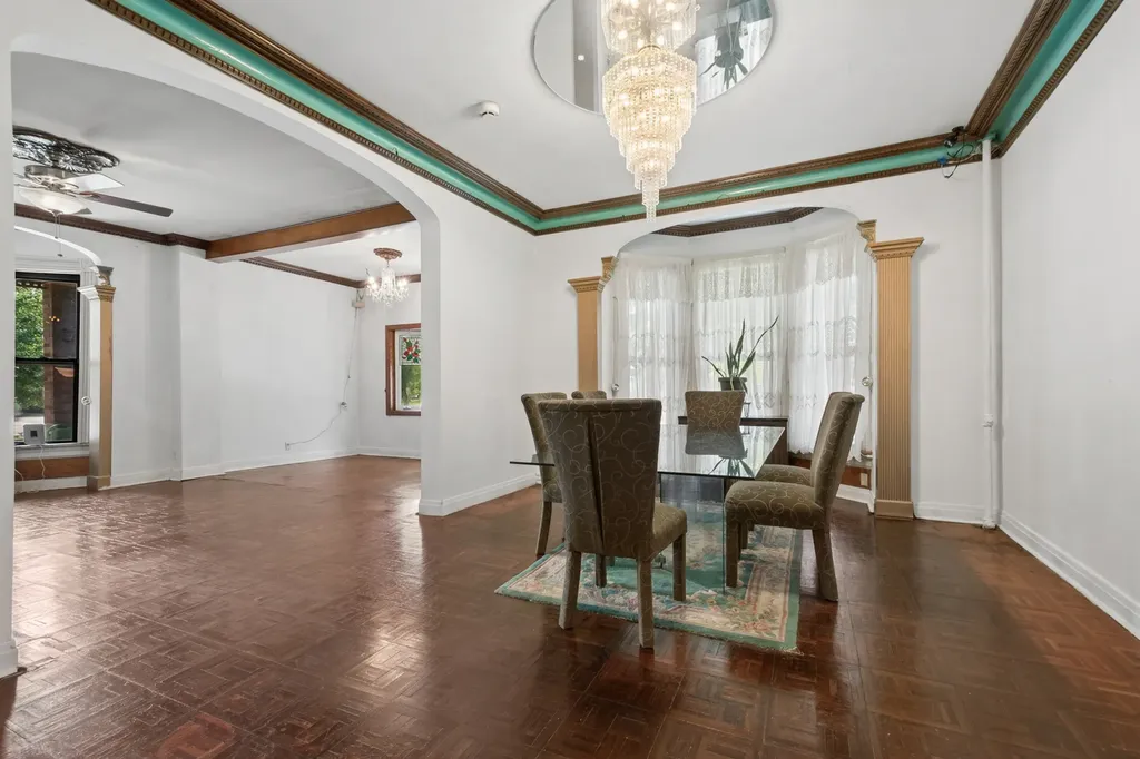 2656 West Logan Boulevard Chicago IL 60647