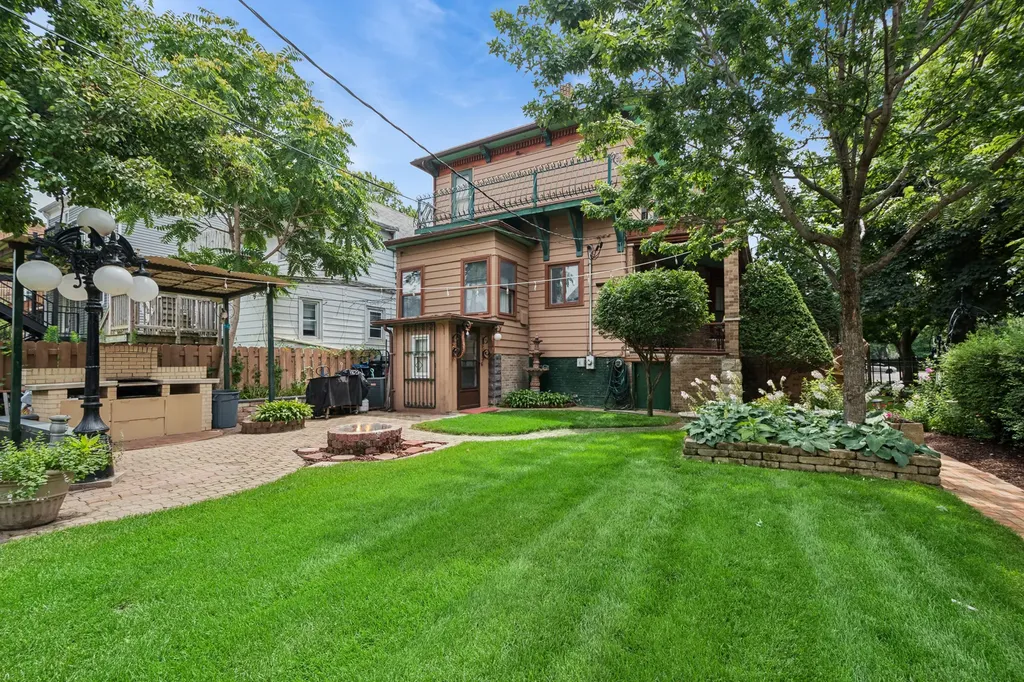 2656 West Logan Boulevard Chicago IL 60647