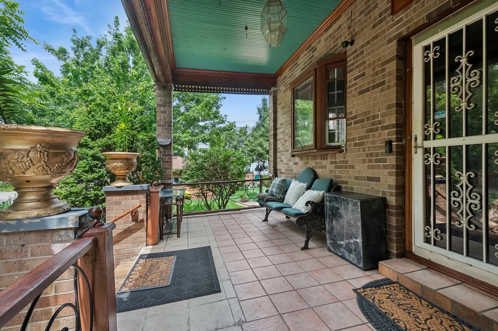 2656 West Logan Boulevard Chicago IL 60647
