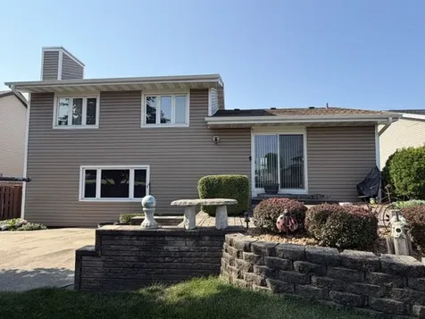 42 Abbeywood Drive Romeoville IL 60446