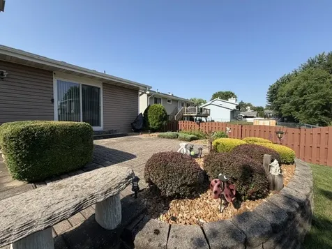 42 Abbeywood Drive Romeoville IL 60446
