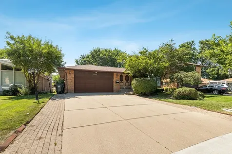 6936 North Kostner Avenue Lincolnwood IL 60712