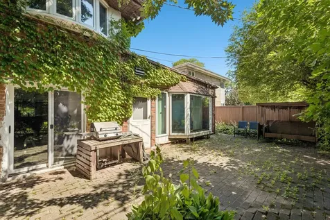 6936 North Kostner Avenue Lincolnwood IL 60712