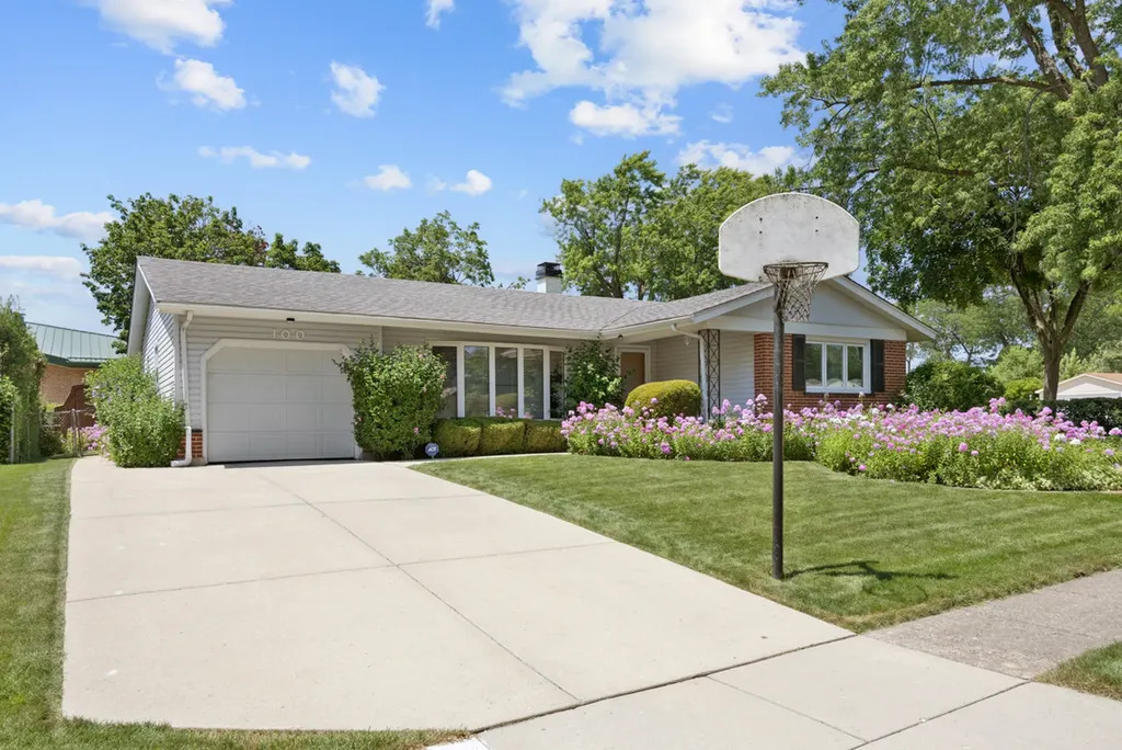 100 Woodcrest Lane Elk Grove Village IL 60007