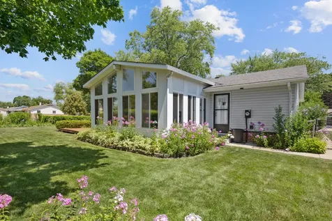 100 Woodcrest Lane Elk Grove Village IL 60007