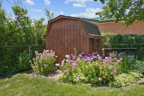 100 Woodcrest Lane Elk Grove Village IL 60007