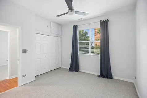946 West Fry Street Chicago IL 60642