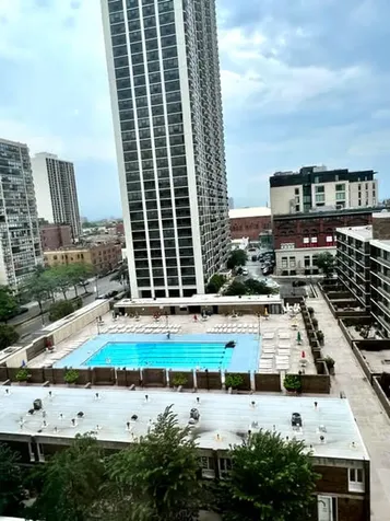 1460 North Sandburg Terrace Chicago IL 60610