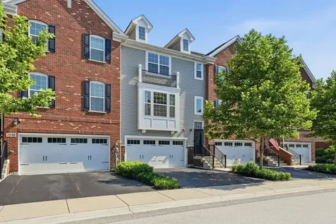 2546 Huntleigh Lane Woodridge IL 60517
