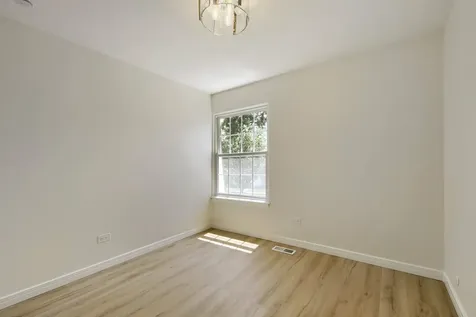 1477 Woodcutter Lane Wheaton IL 60189