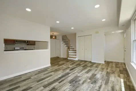 1477 Woodcutter Lane Wheaton IL 60189