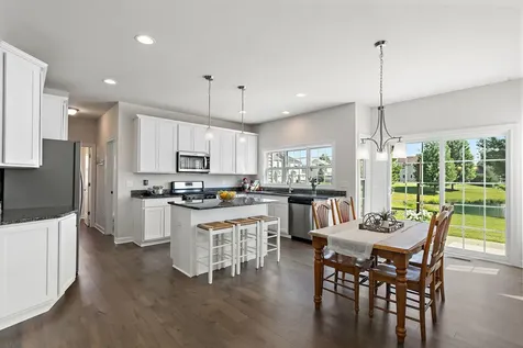 1109 Nottingham Road Sycamore IL 60178