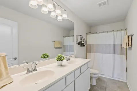 1109 Nottingham Road Sycamore IL 60178