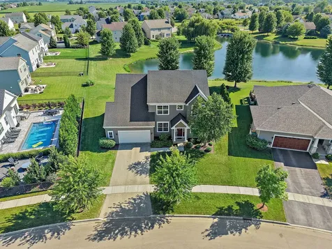 1109 Nottingham Road Sycamore IL 60178