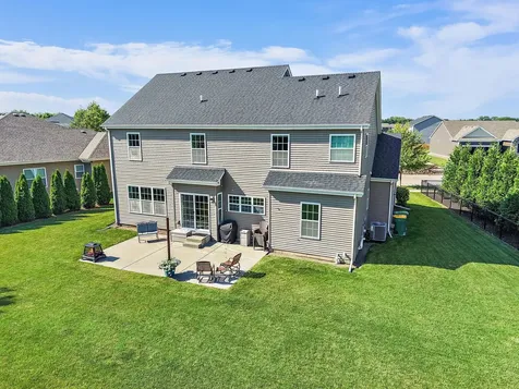 1109 Nottingham Road Sycamore IL 60178