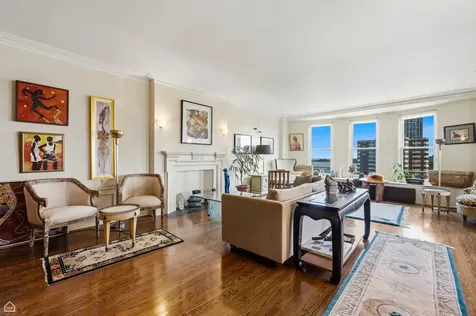 2666 East 73rd Street Chicago IL 60649