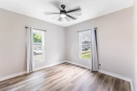 1076 East Maple Street Kankakee IL 60901