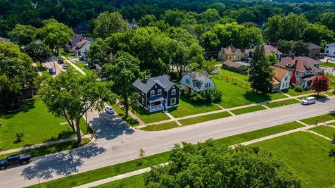 1076 East Maple Street Kankakee IL 60901