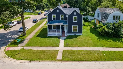 1076 East Maple Street Kankakee IL 60901
