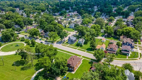 1076 East Maple Street Kankakee IL 60901