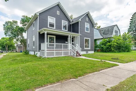 1076 East Maple Street Kankakee IL 60901