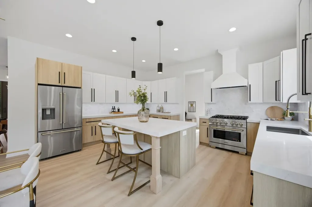 949 Internationale Parkway Woodridge IL 60517