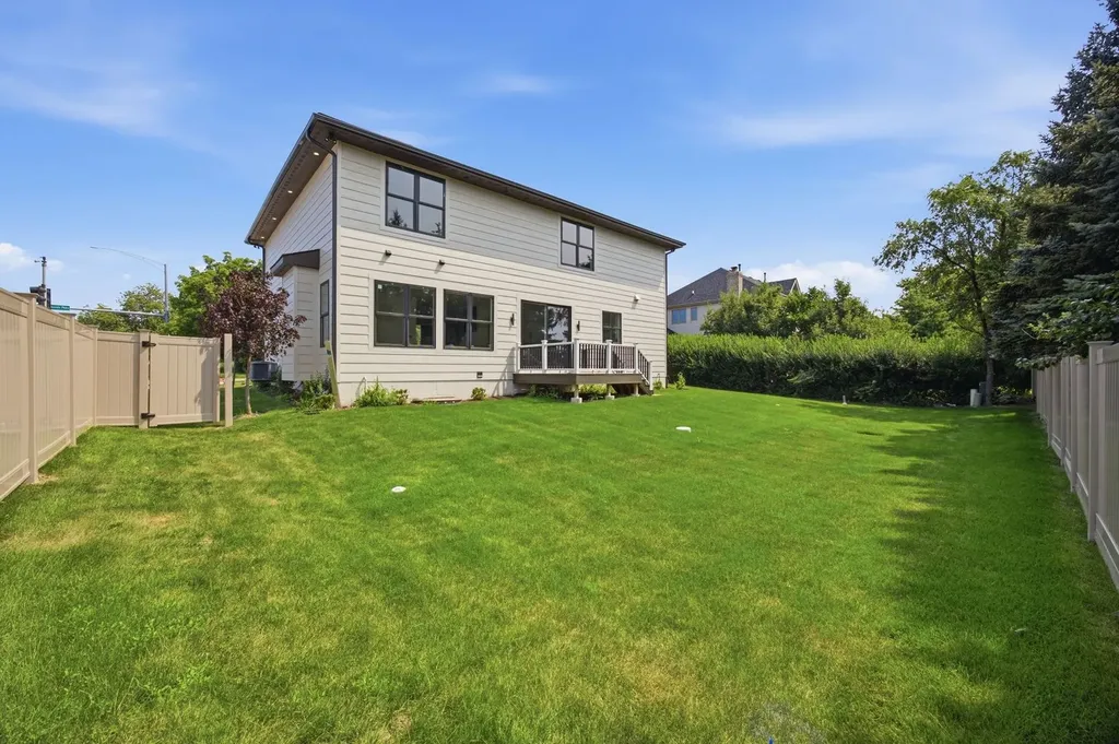 949 Internationale Parkway Woodridge IL 60517