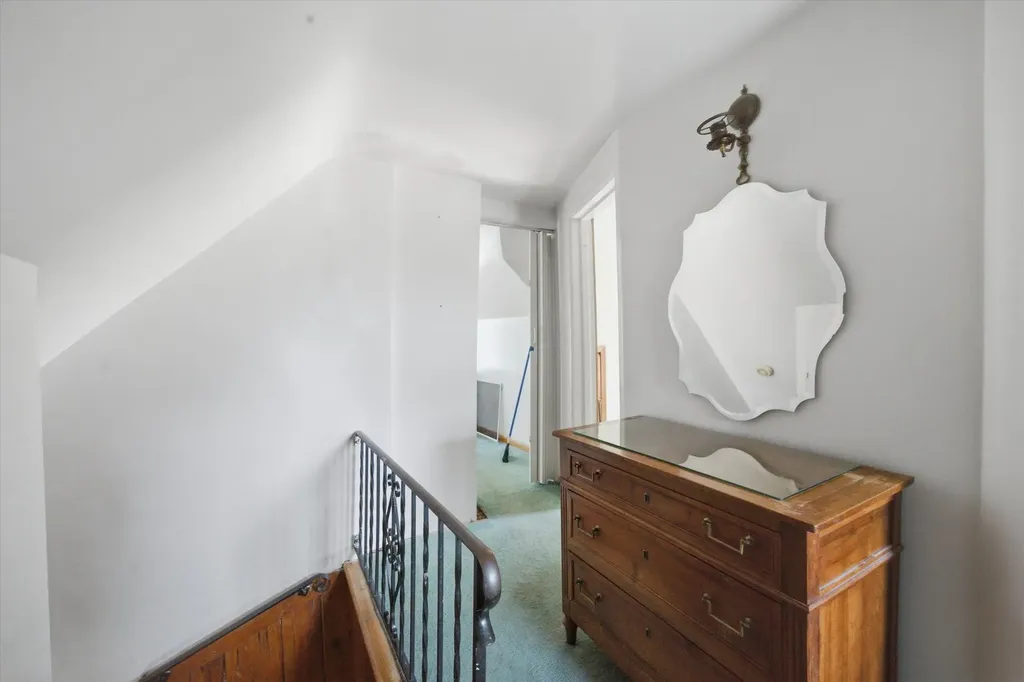 4819 West Race Avenue Chicago IL 60644