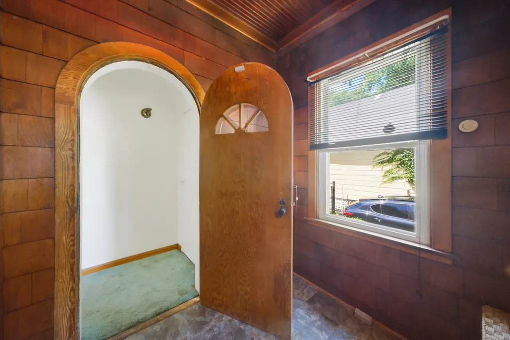 4819 West Race Avenue Chicago IL 60644