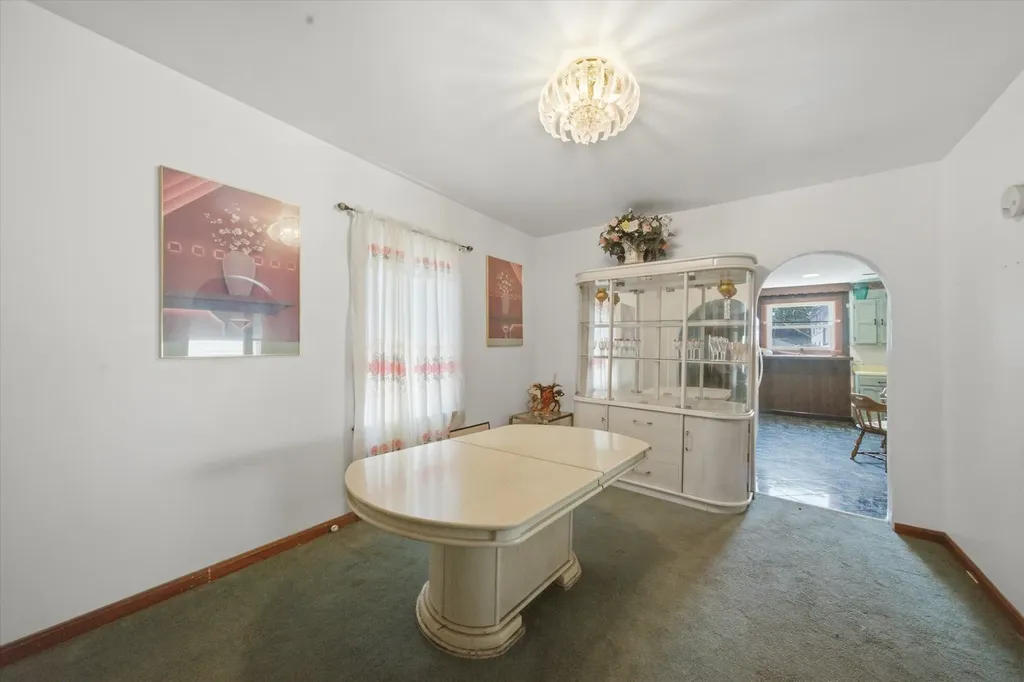 4819 West Race Avenue Chicago IL 60644