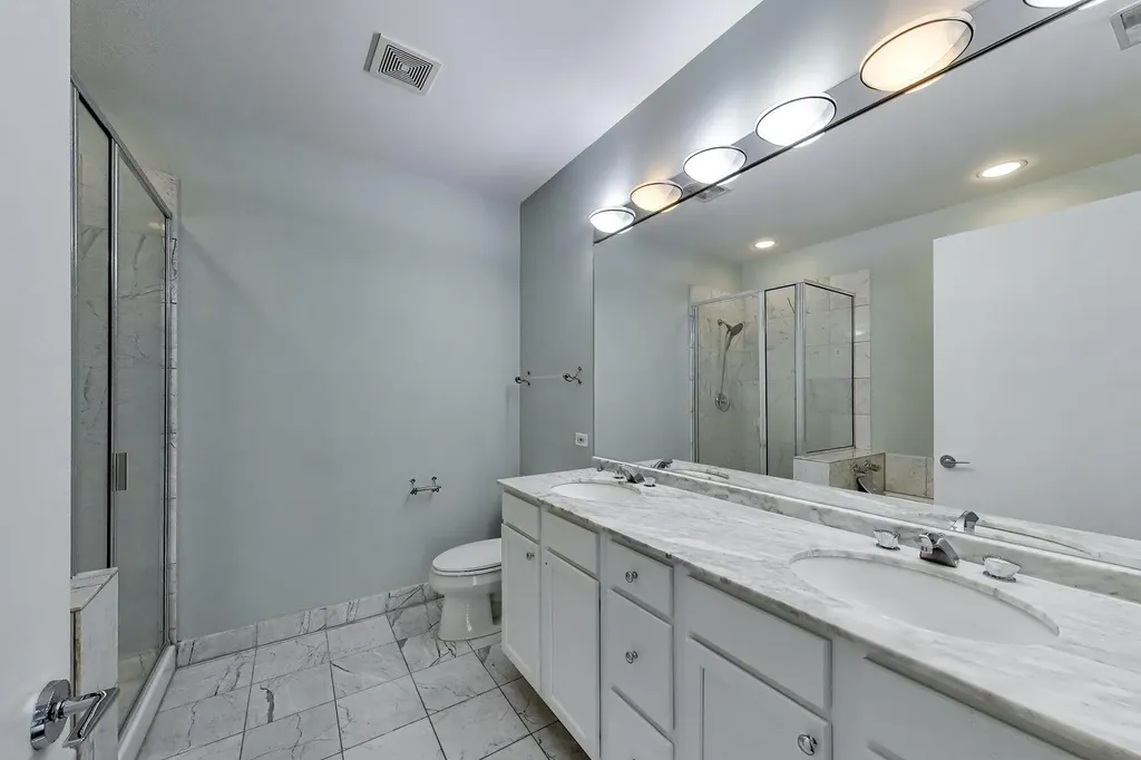 550 West Fulton Street Chicago IL 60661