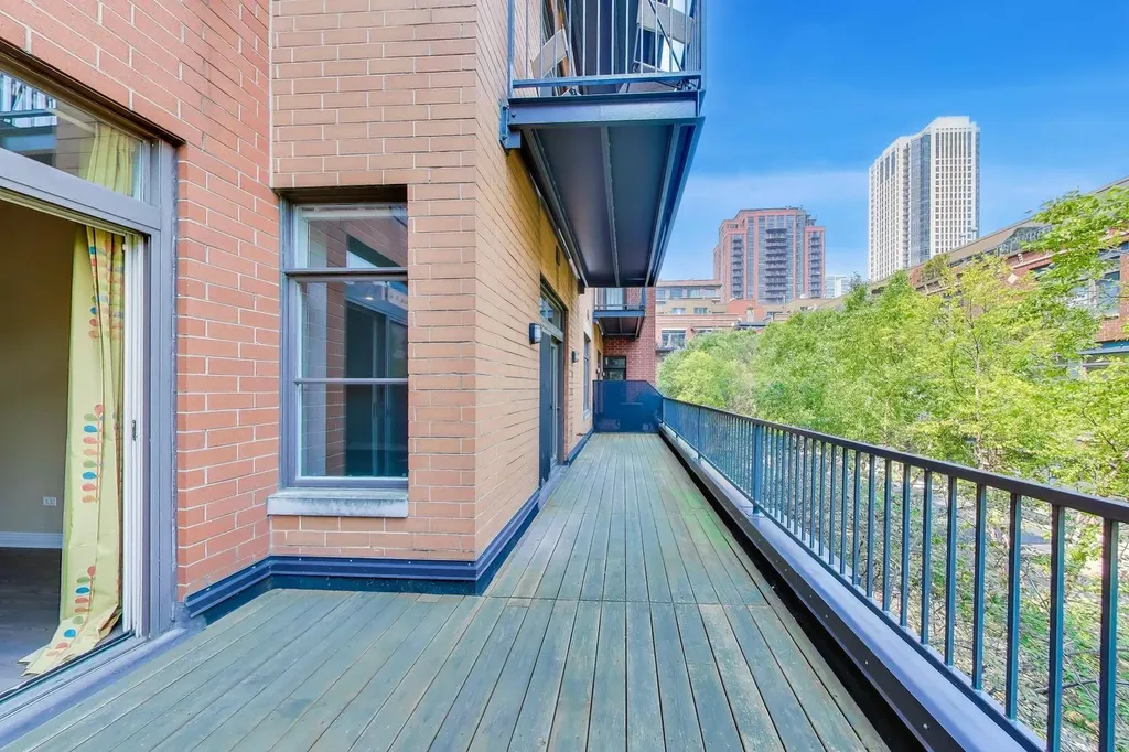 550 West Fulton Street Chicago IL 60661