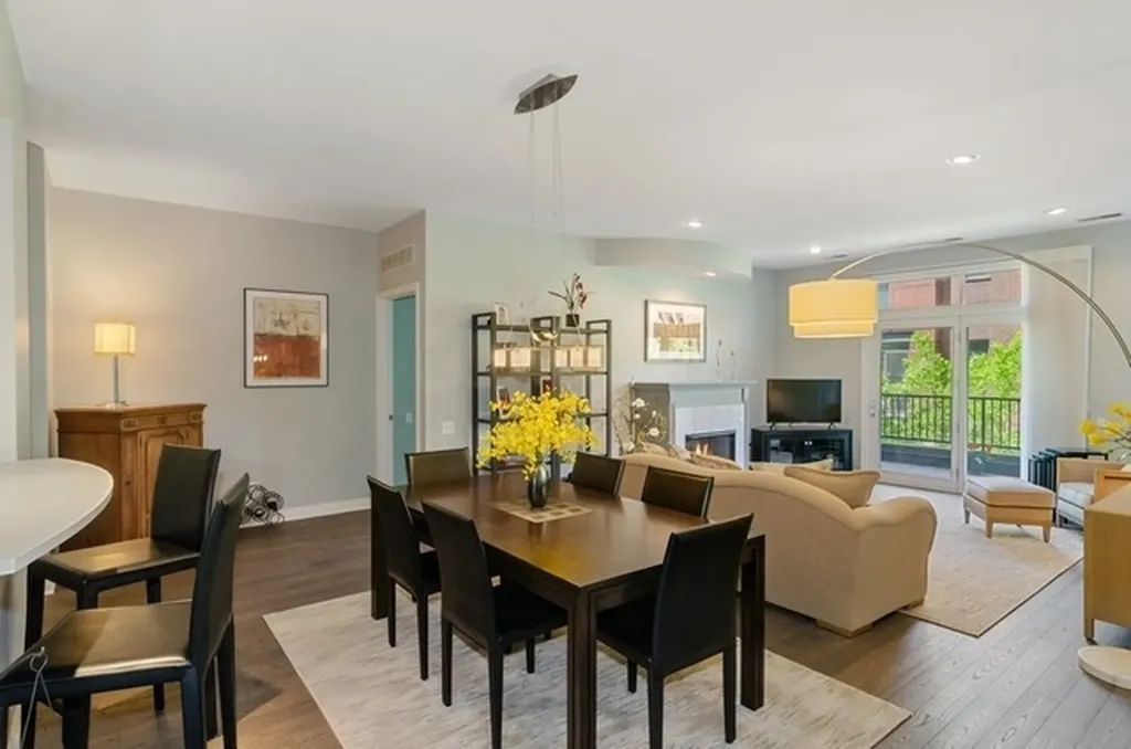 550 West Fulton Street Chicago IL 60661