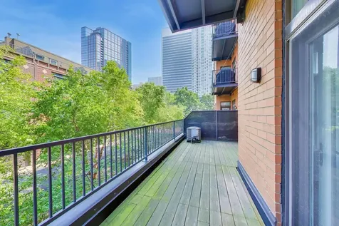 550 West Fulton Street Chicago IL 60661